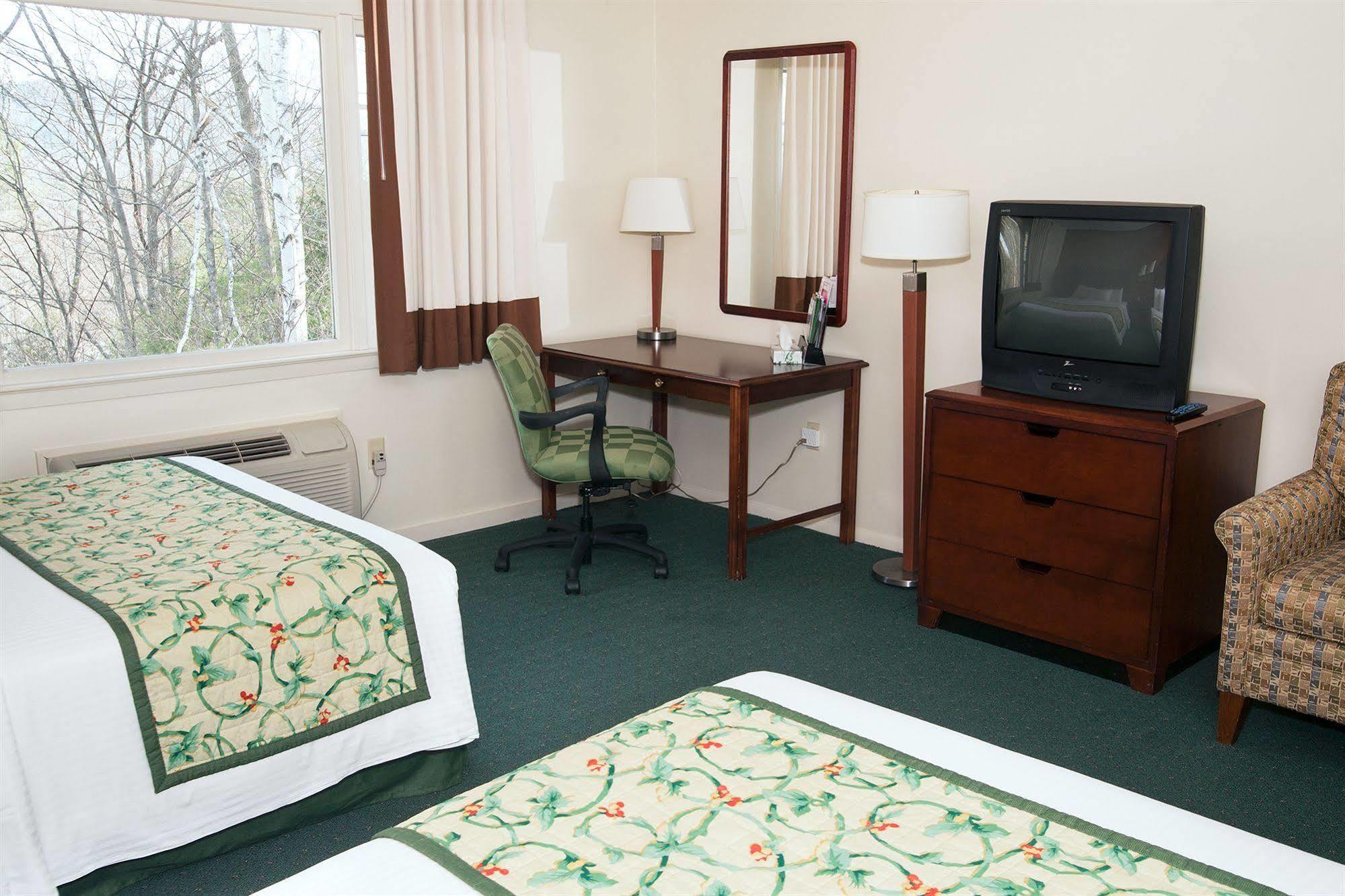 Red Carpet Inn And Suites Plymouth Exterior foto